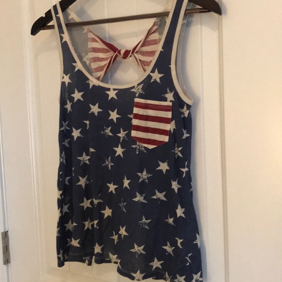 Tops - Sale❗️🆕American Flag tank top. Size XSmall. NWOT.